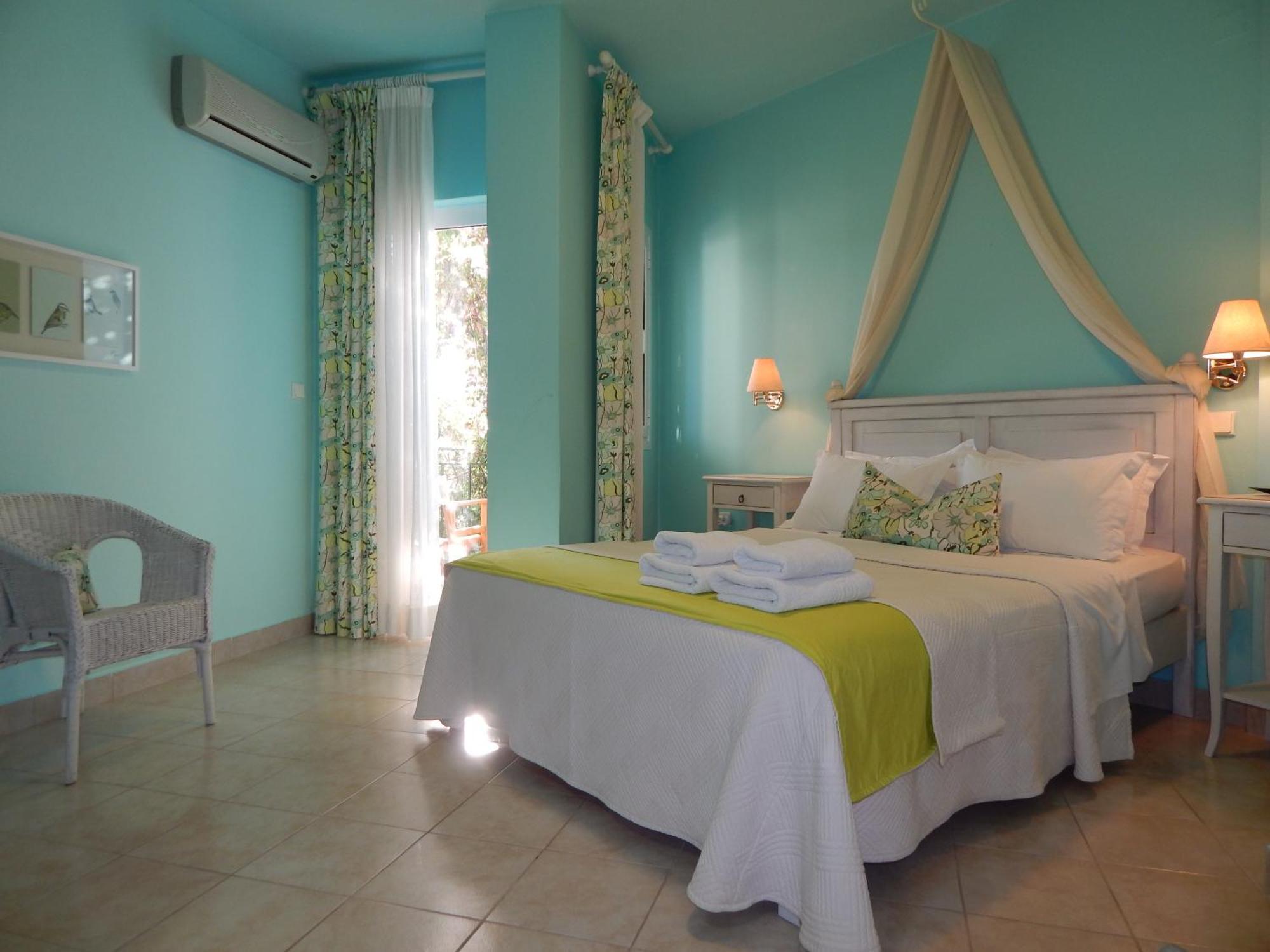 Palmina Mare Villa And Studios Паралия-Враху Экстерьер фото