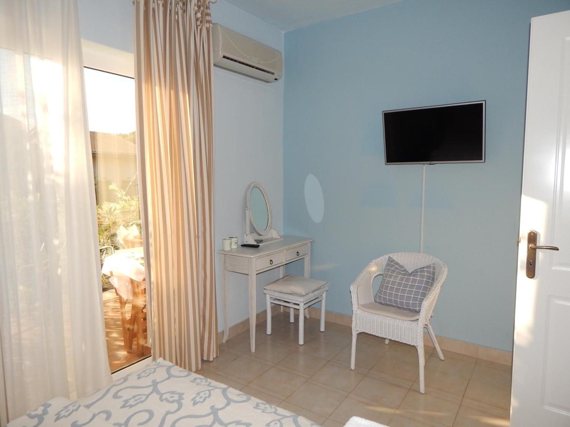 Palmina Mare Villa And Studios Паралия-Враху Экстерьер фото