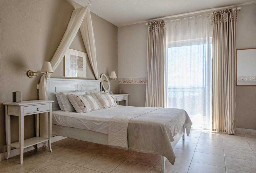 Palmina Mare Villa And Studios Паралия-Враху Экстерьер фото